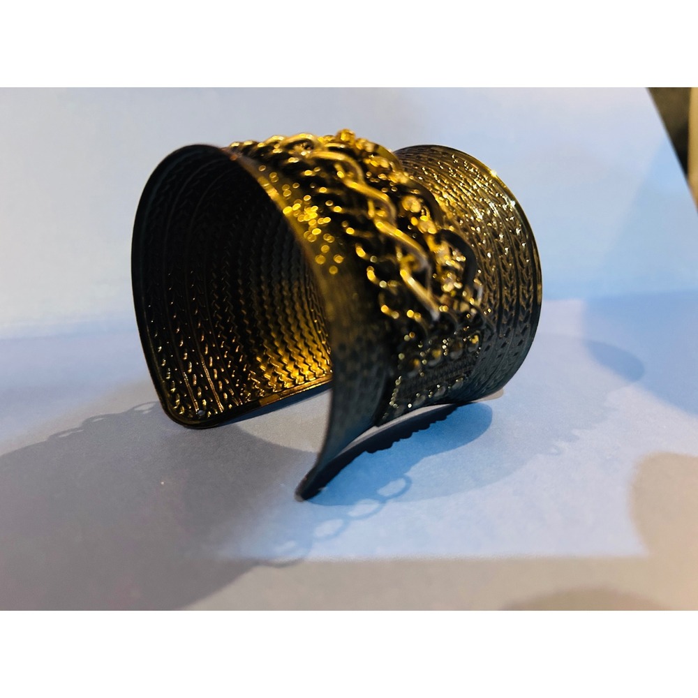 Cuff Bracelet Womens OS Black Gold Excellent Layered Chain Rhinestone
